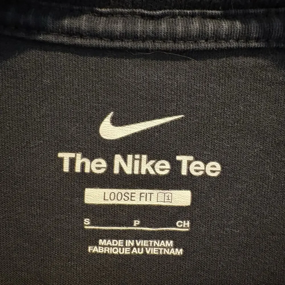 Nike Basketball Shirt Men Small Black Embroidered Hoop Dreams Short Sleeve‎ Tee